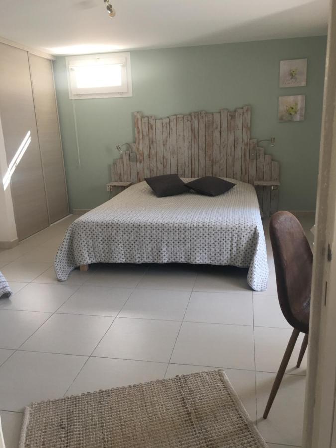 Appartement Dans La Colline Belgentier Екстериор снимка