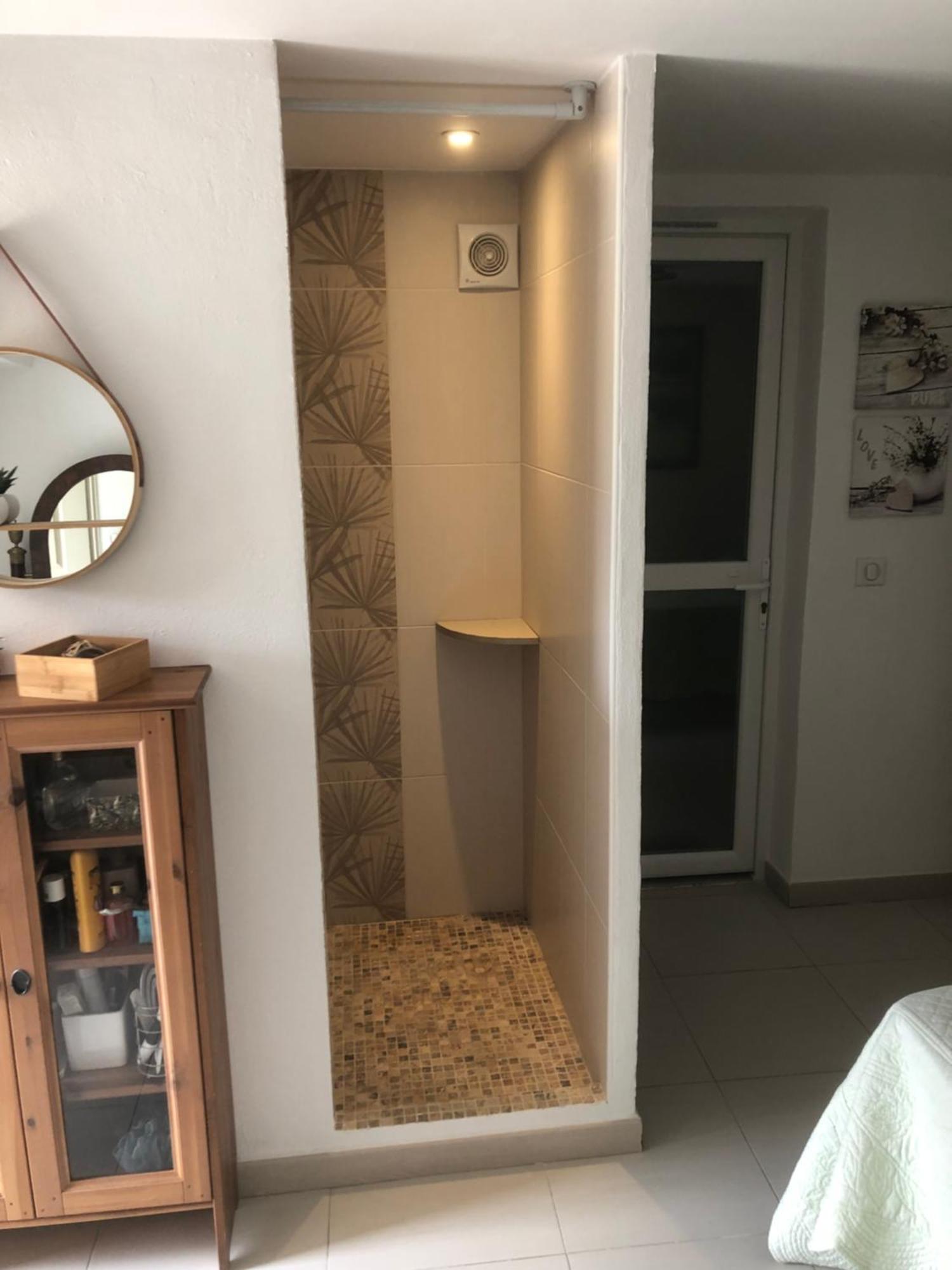Appartement Dans La Colline Belgentier Екстериор снимка