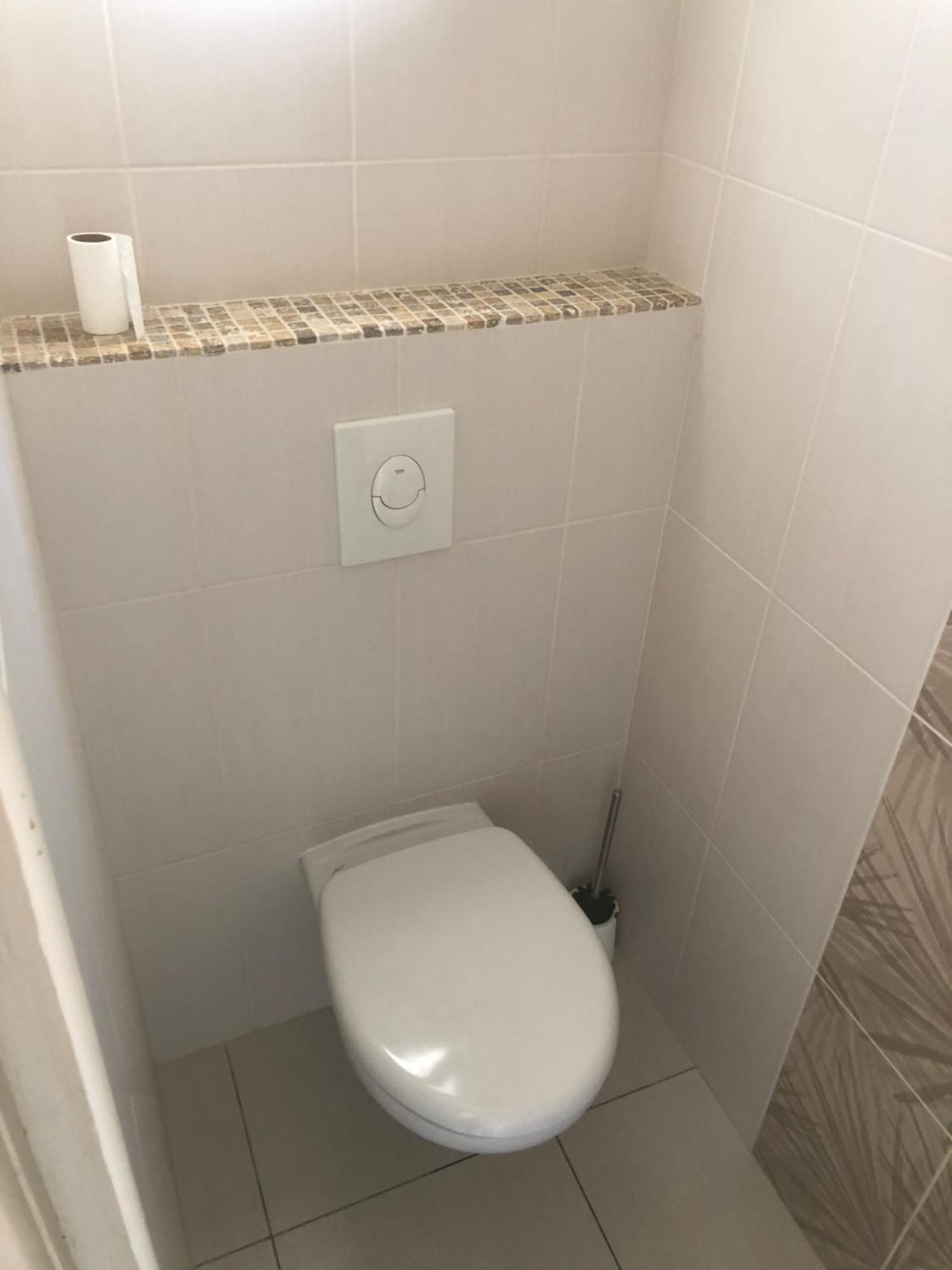 Appartement Dans La Colline Belgentier Екстериор снимка